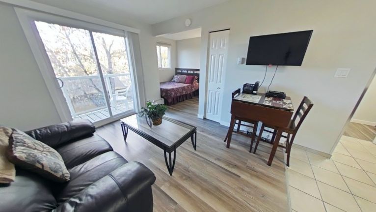 Unit 10, 4752 - 55th Street, Red Deer, AB