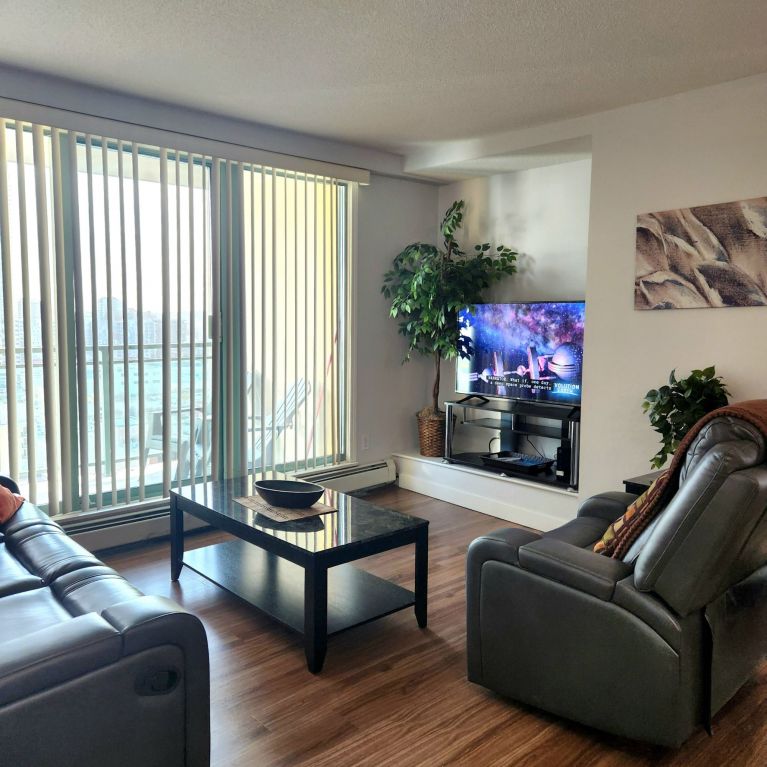 1516, 1121 6 Ave, SW, Calgary, AB